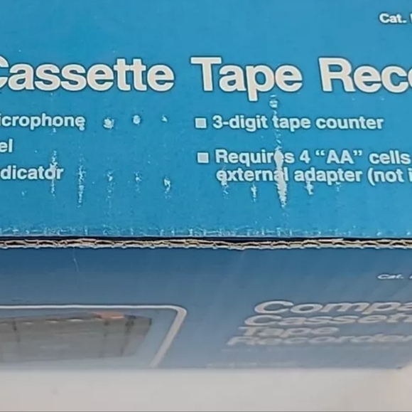 Vintage Realistic Voice Actuated Cassette Tape Recorder - Picture 11 of 11